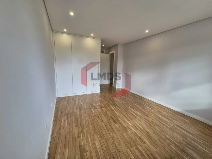 Apartamento T2 para Venda em São Mamede de Infesta e Senhora da Hora Foto 15