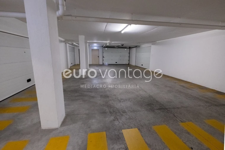 Apartamento T3 para Venda em Marinha Grande Foto 20