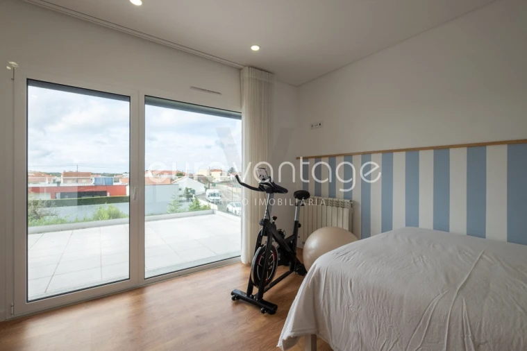 Apartamento T3 para Venda em Marinha Grande Foto 19