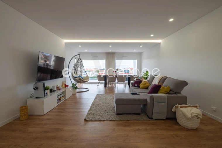 Apartamento T3 para Venda em Marinha Grande Foto 5