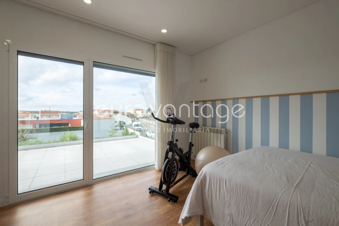 Apartamento T3 para Venda em Marinha Grande Foto 19