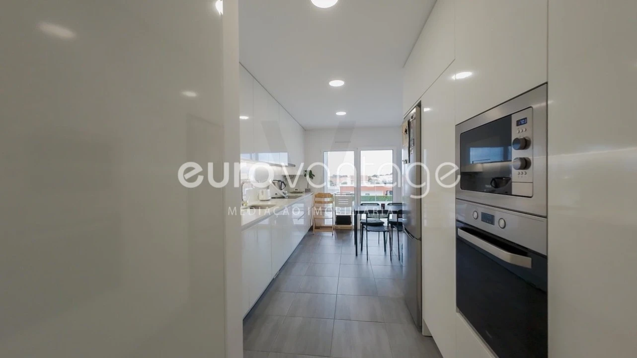 Apartamento T3 para Venda em Marinha Grande Foto 14