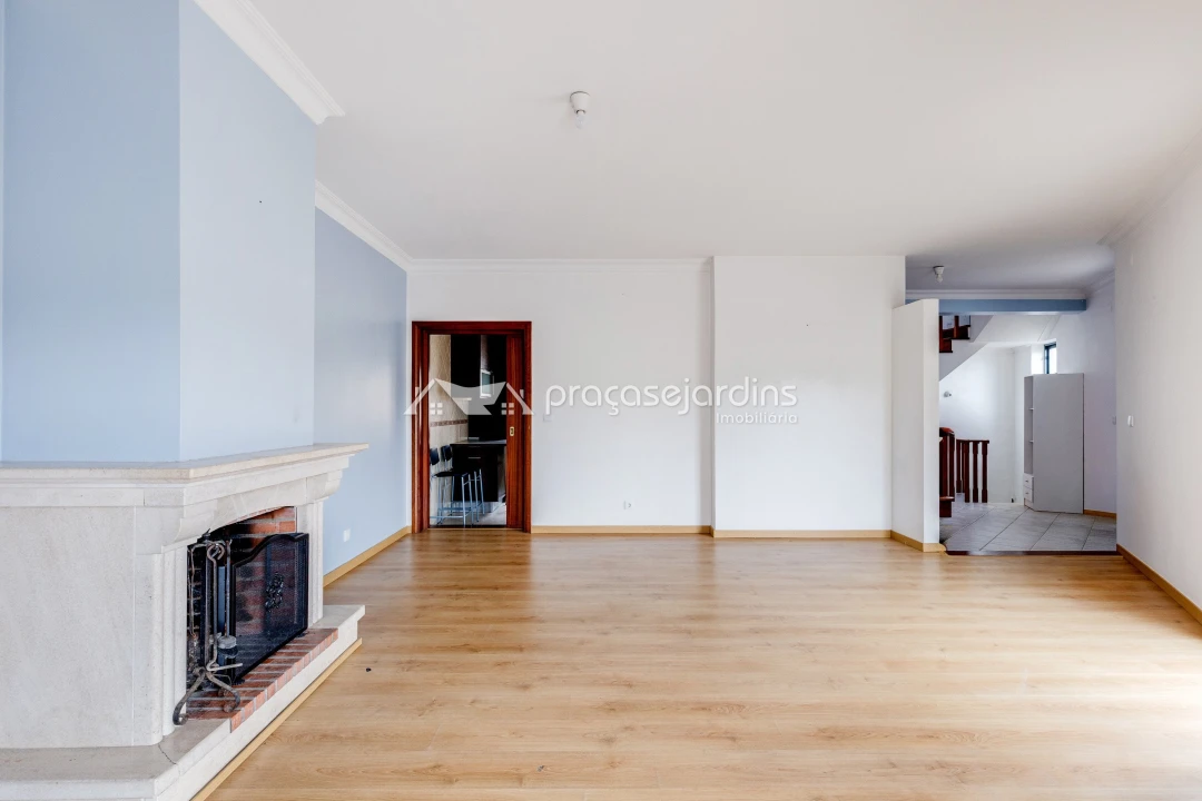 Moradia T2 para Venda em Marinha Grande Foto 13