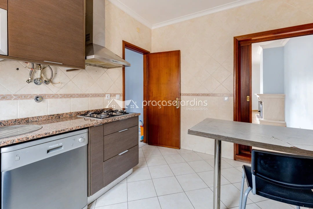 Moradia T2 para Venda em Marinha Grande Foto 18