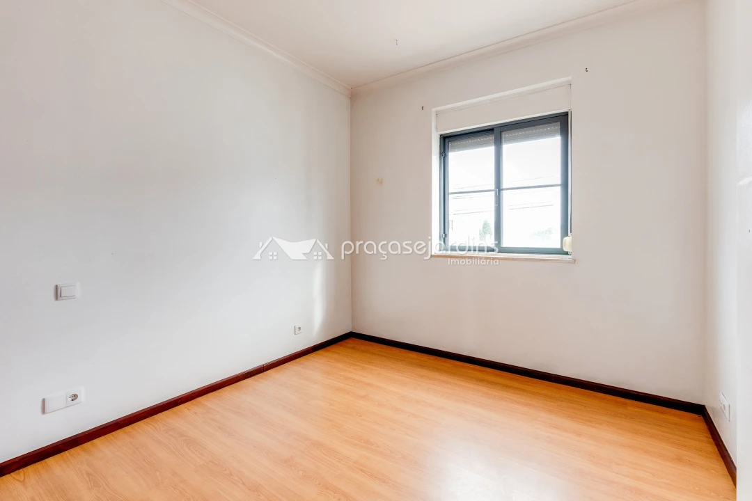 Moradia T2 para Venda em Marinha Grande Foto 4