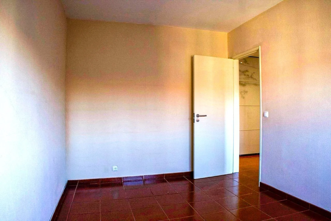 Apartamento T2 para Venda em Cacém e São Marcos Foto 10