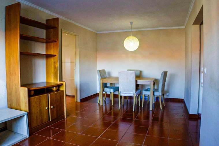 Apartamento T2 para Venda em Cacém e São Marcos Foto 2