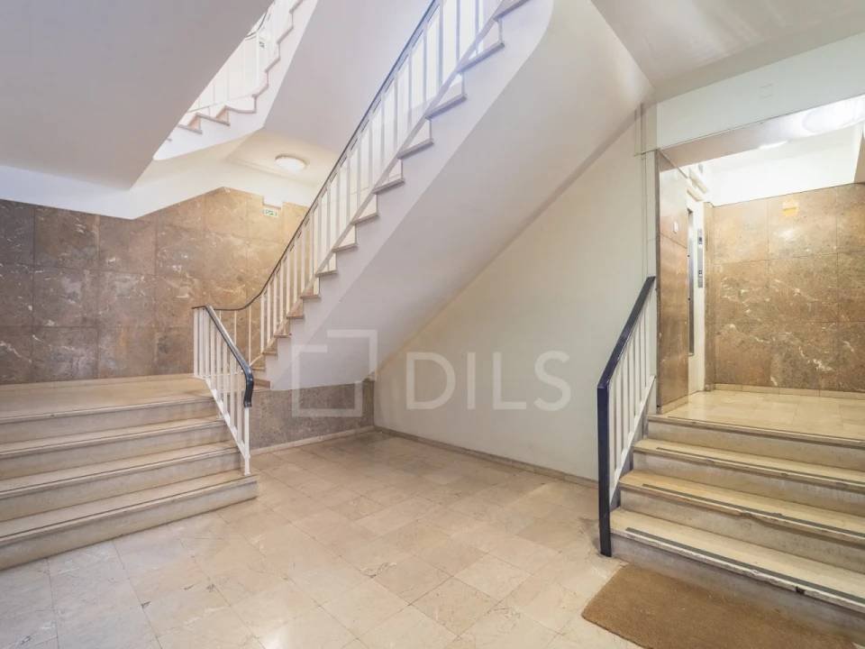 Escritório para Arrendamento em Lordelo do Ouro e Massarelos Foto 11