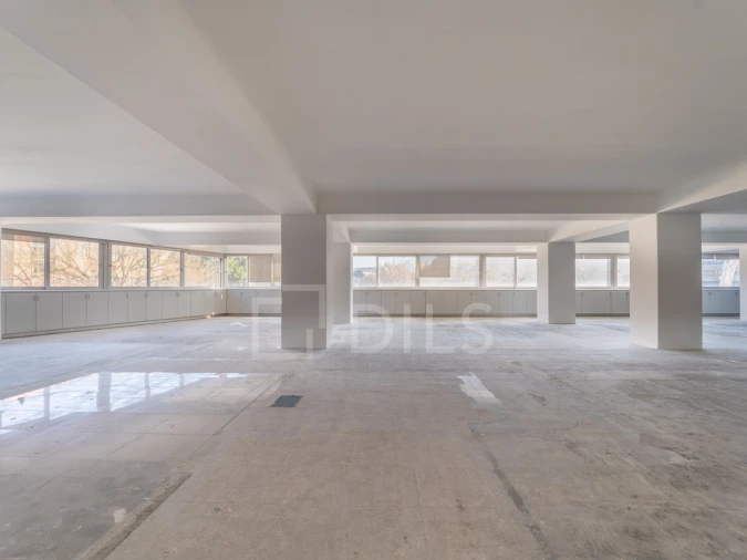 Escritório para Arrendamento em Lordelo do Ouro e Massarelos Foto 3