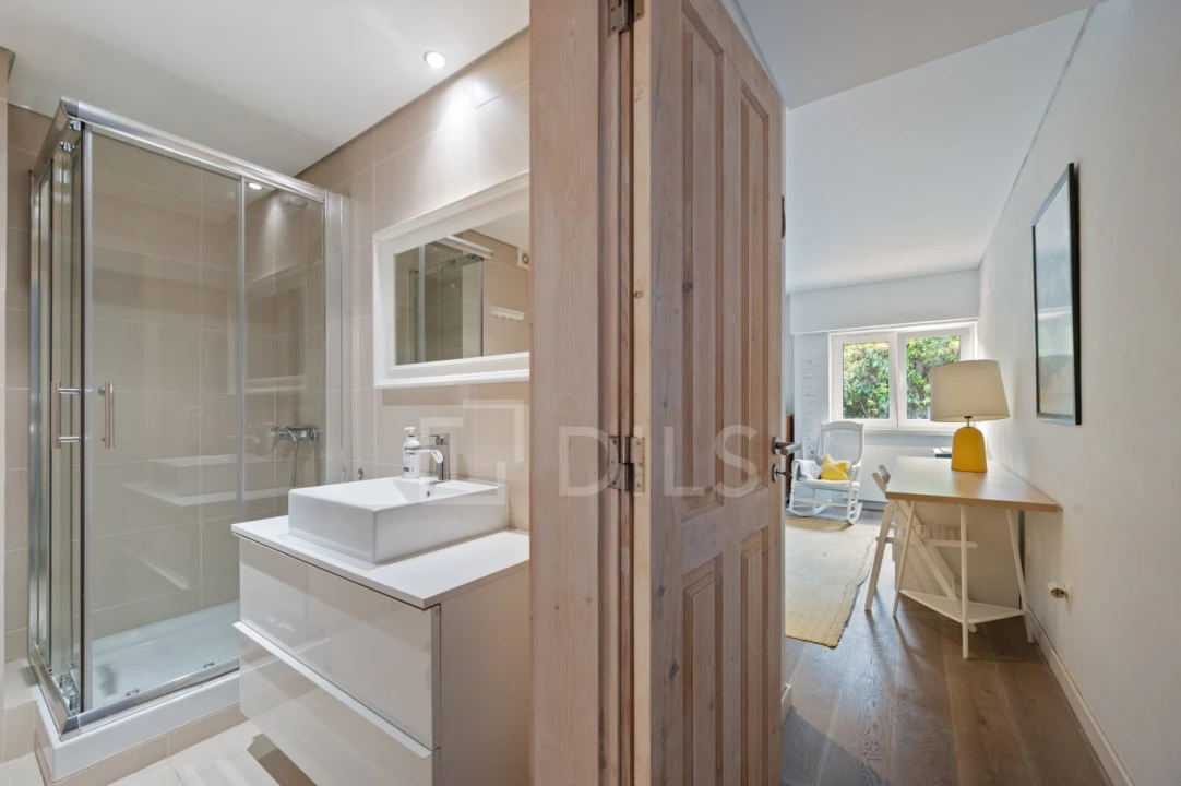 Apartamento T4 para Venda em Cascais e Estoril Foto 44