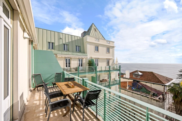 Apartamento T3 para Venda em Cascais e Estoril Foto 1