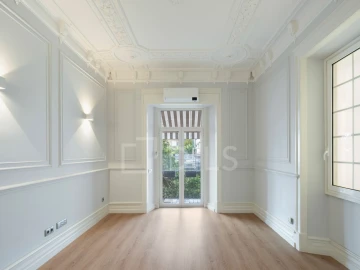 Apartamento T4 para Venda em Avenidas Novas