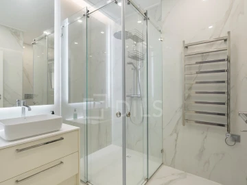 Apartamento T4 para Venda em Avenidas Novas