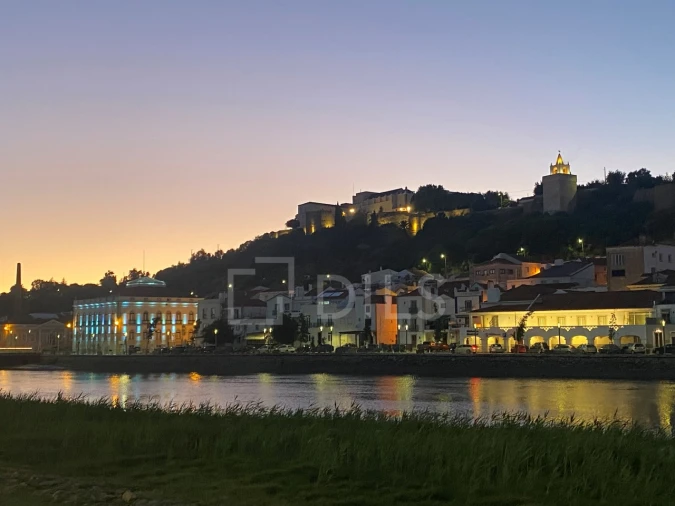 Terreno para Venda em Santa Maria do Castelo e Santiago e Santa Susana Foto 6