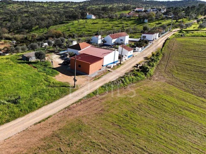 Terreno para Venda em Santa Maria do Castelo e Santiago e Santa Susana Foto 5
