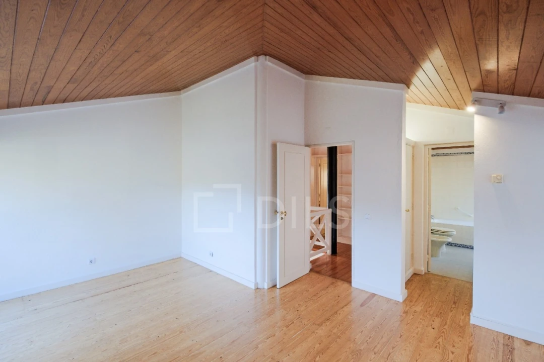 Moradia T8 para Venda em Cascais e Estoril Foto 4