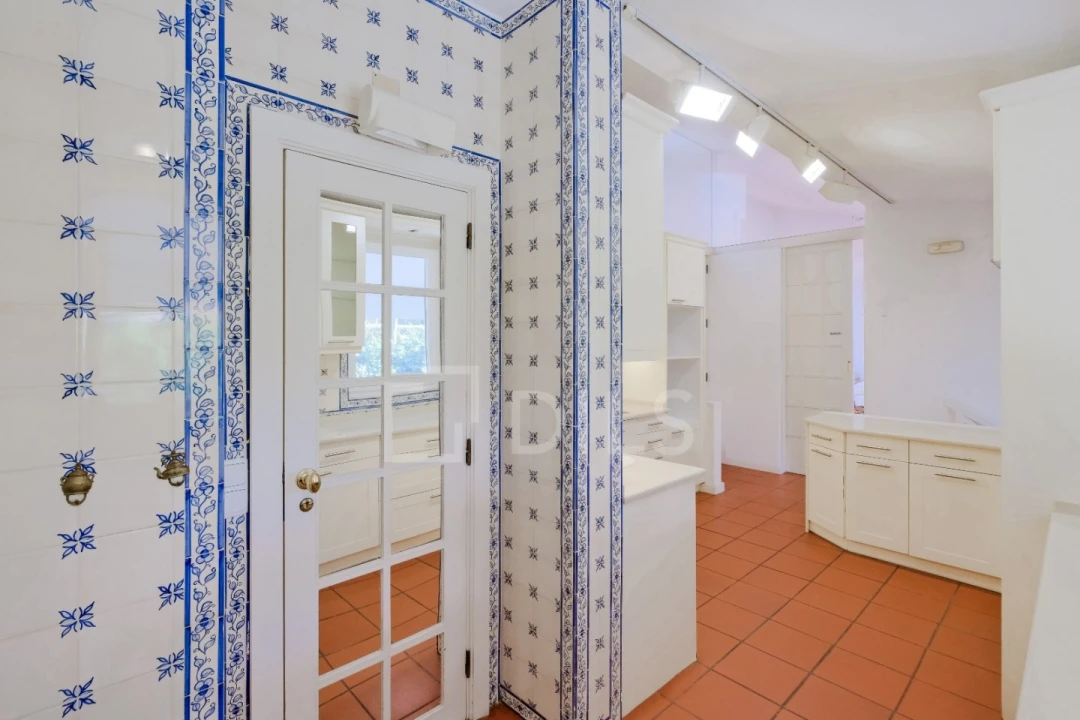 Moradia T8 para Venda em Cascais e Estoril Foto 11