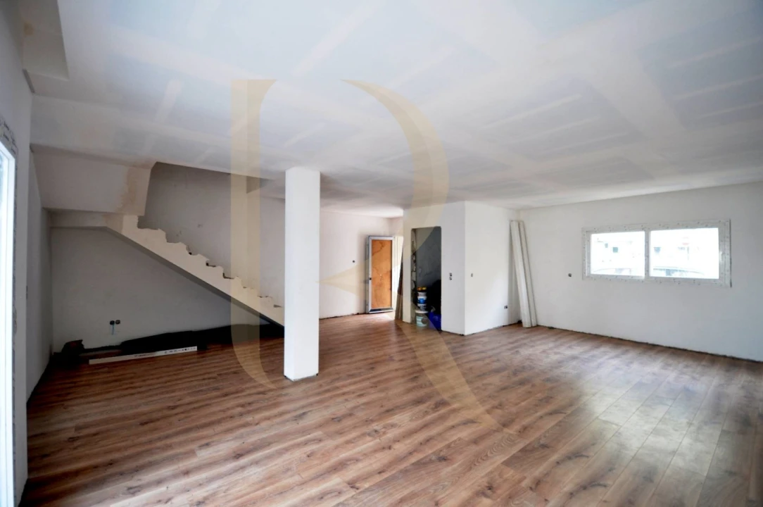 Moradia T4 para Venda em Amora Foto 1