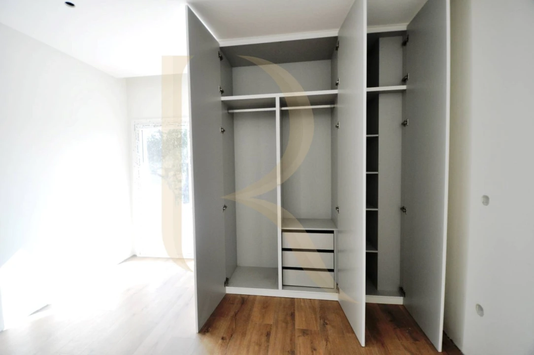 Moradia T4 para Venda em Amora Foto 12