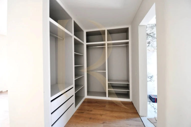 Moradia T4 para Venda em Amora Foto 17