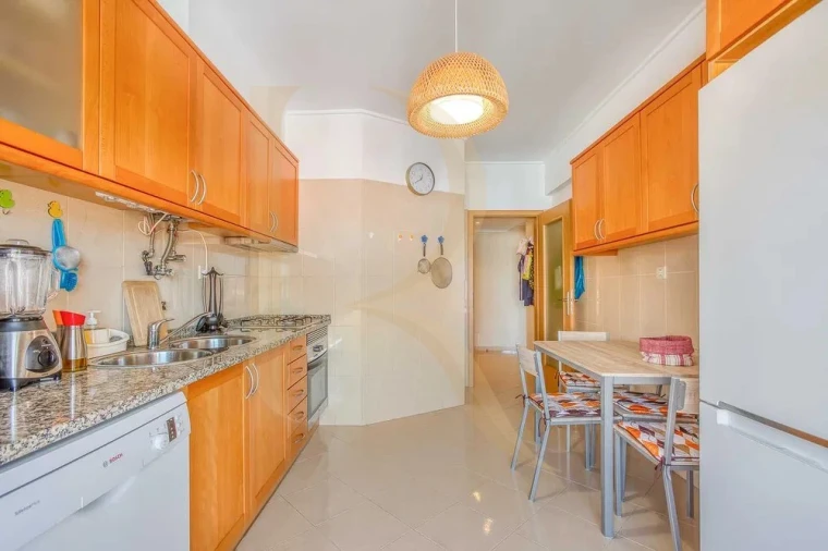 Apartamento T3 para Venda em Corroios Foto 2