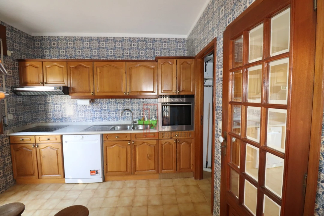 Moradia T4 para Venda em Mafamude e Vilar do Paraíso Foto 8