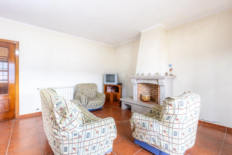 Moradia T4 para Venda em Vila Pouca de Aguiar Foto 9