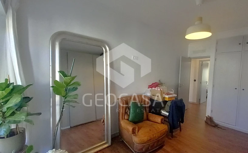 Apartamento T3 para Venda em Carcavelos e Parede Foto 13