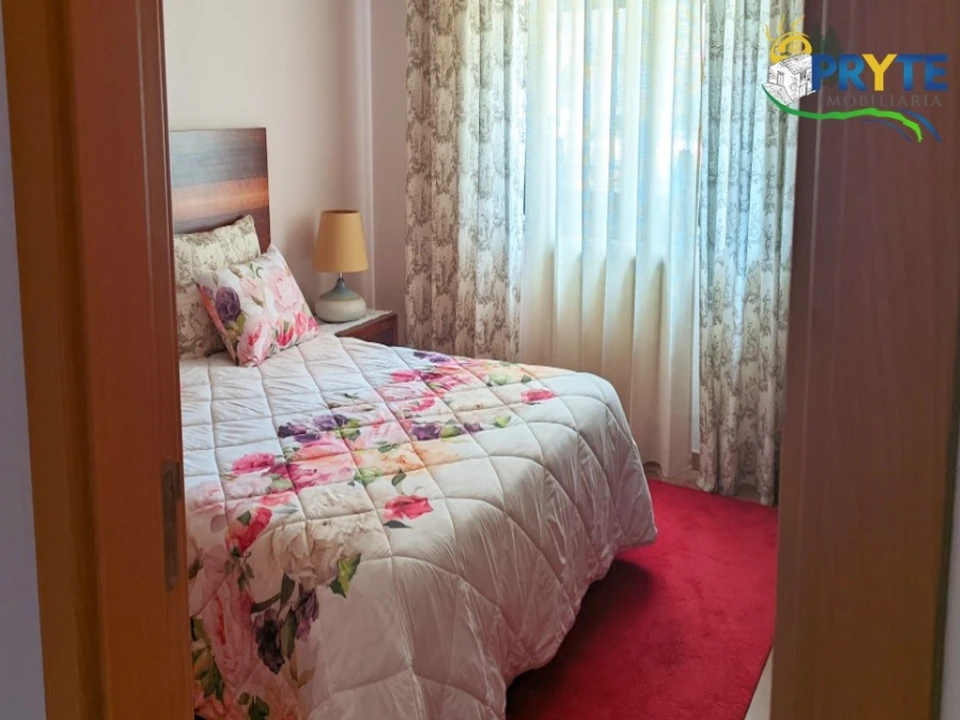 Moradia T4 para Venda em Troviscal Foto 17