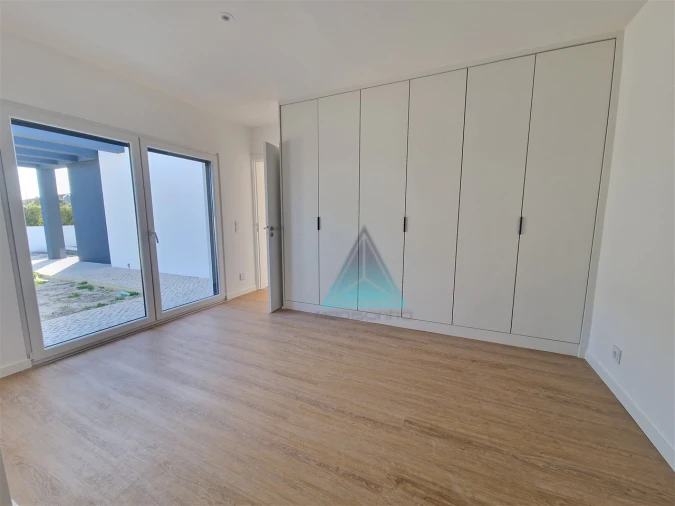 Moradia T3 para Venda em Fernao Ferro Foto 16