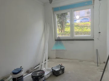 Apartamento T2 para Venda em Benfica