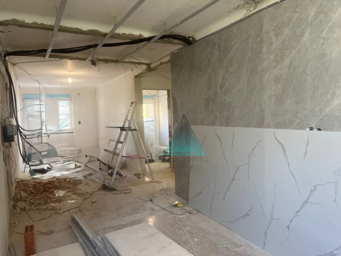 Apartamento T2 para Venda em Benfica Foto 3