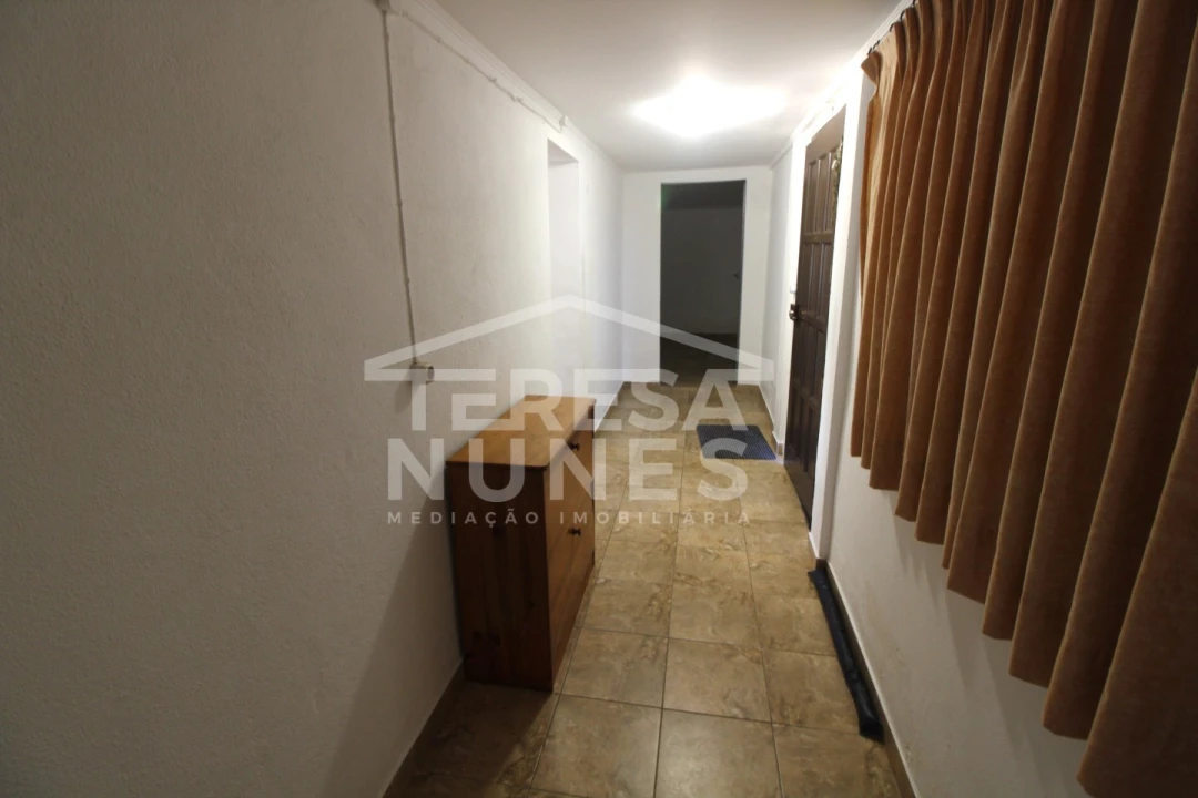 Moradia T2 para Venda em Quinta do Anjo Foto 10