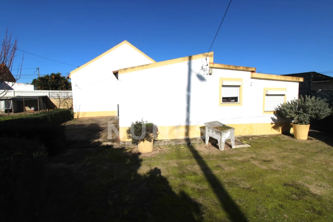 Moradia T2 para Venda em Quinta do Anjo Foto 19