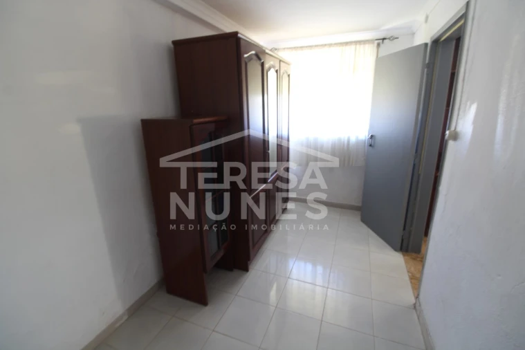 Moradia T2 para Venda em Quinta do Anjo Foto 9