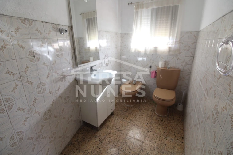 Moradia T2 para Venda em Quinta do Anjo Foto 13