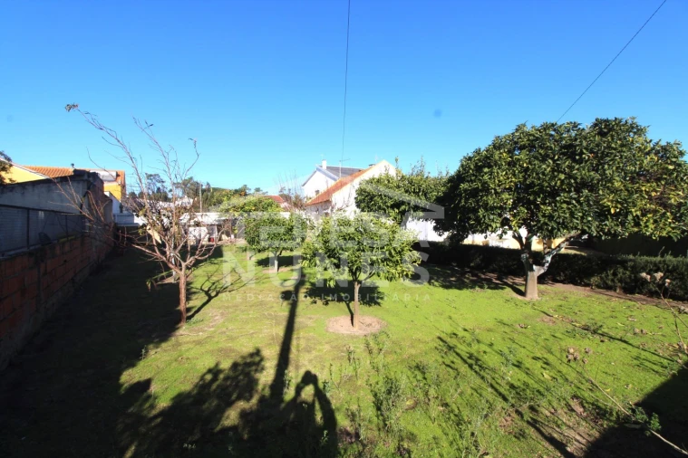 Moradia T2 para Venda em Quinta do Anjo Foto 21