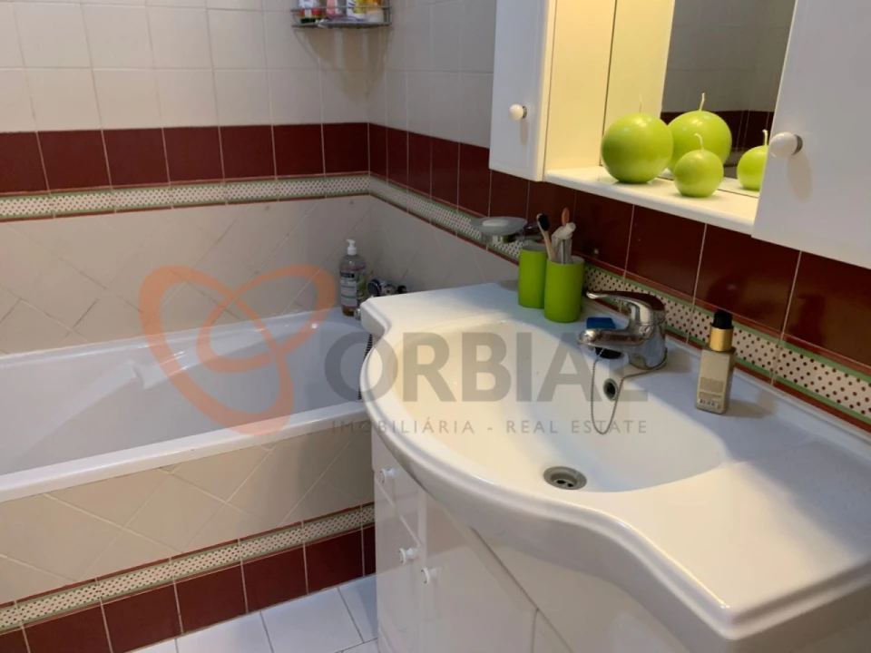 Apartamento T1 para Venda em Albufeira e Olhos de Água Foto 8