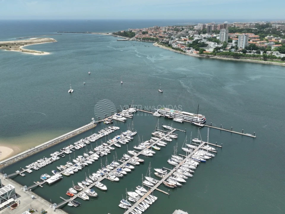 Apartamento T4 para Venda em Canidelo Foto 32