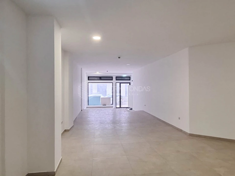 Loja para Arrendamento em Cidade da Maia Foto 1