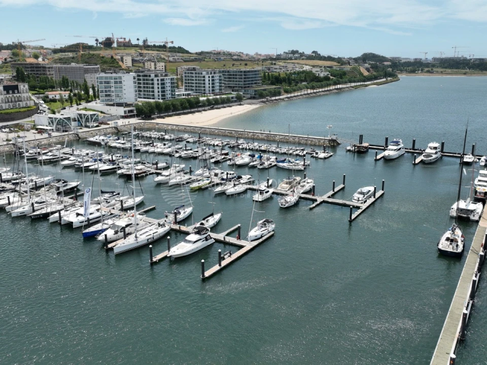 Apartamento T4 para Venda em Canidelo Foto 28