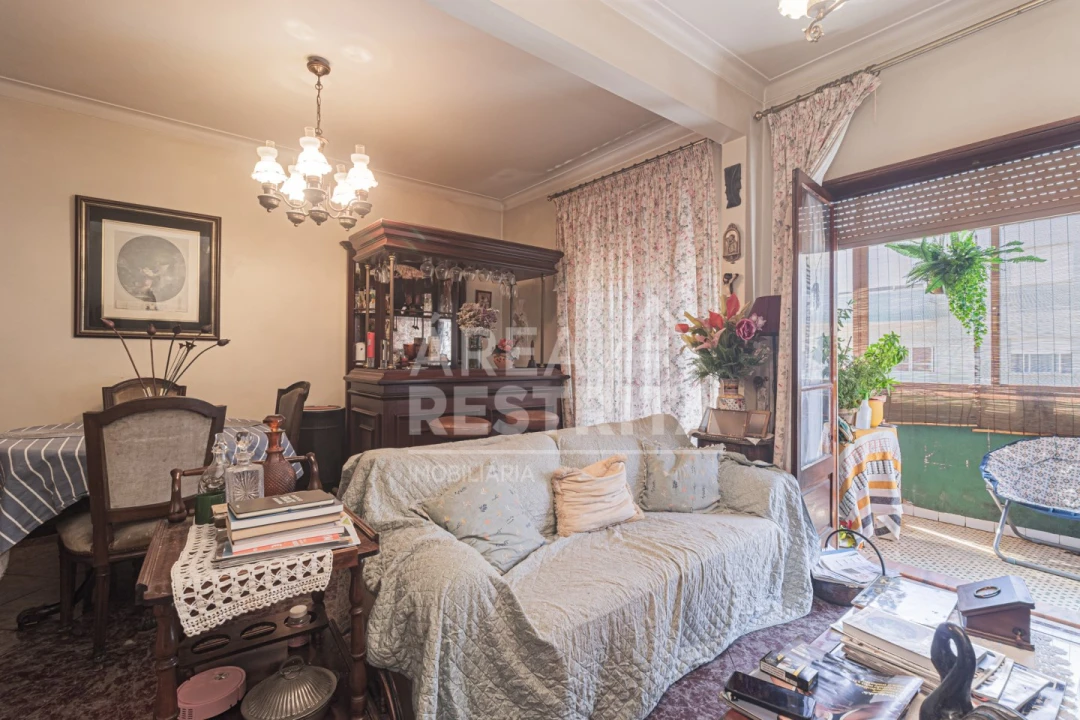 Apartamento T3 para Venda em Laranjeiro e Feijó Foto 6