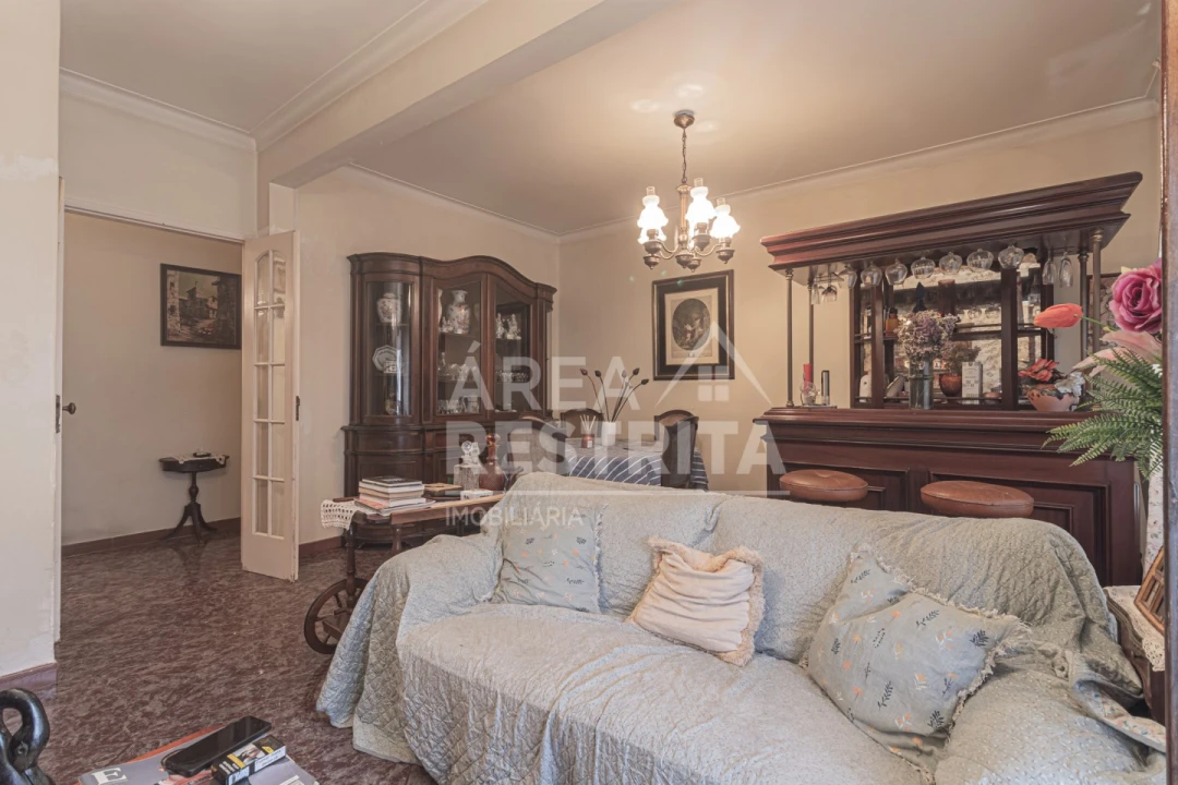 Apartamento T3 para Venda em Laranjeiro e Feijó Foto 8