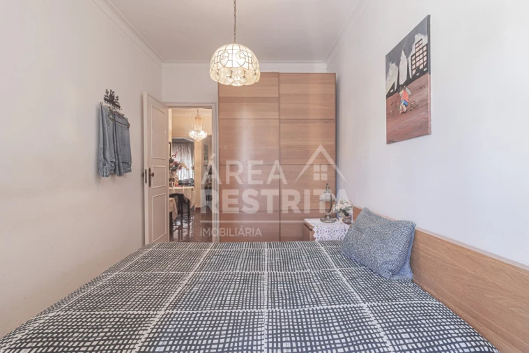 Apartamento T3 para Venda em Laranjeiro e Feijó Foto 15