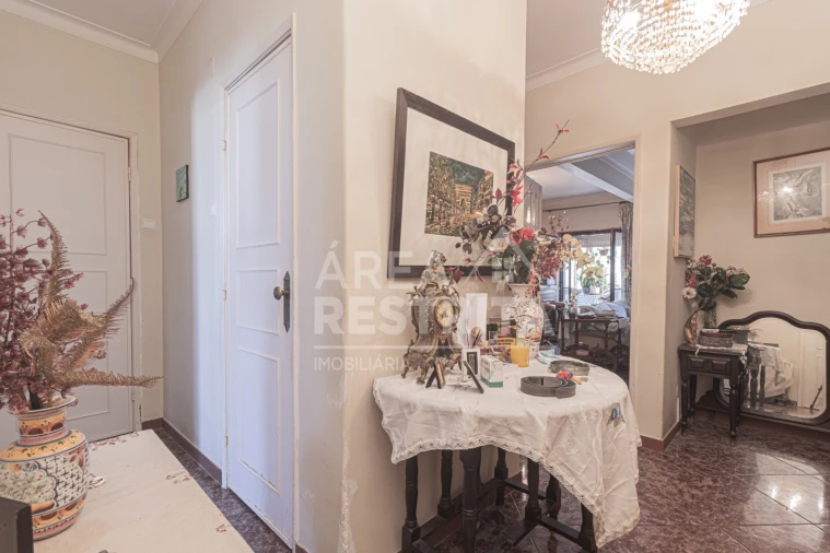 Apartamento T3 para Venda em Laranjeiro e Feijó Foto 17