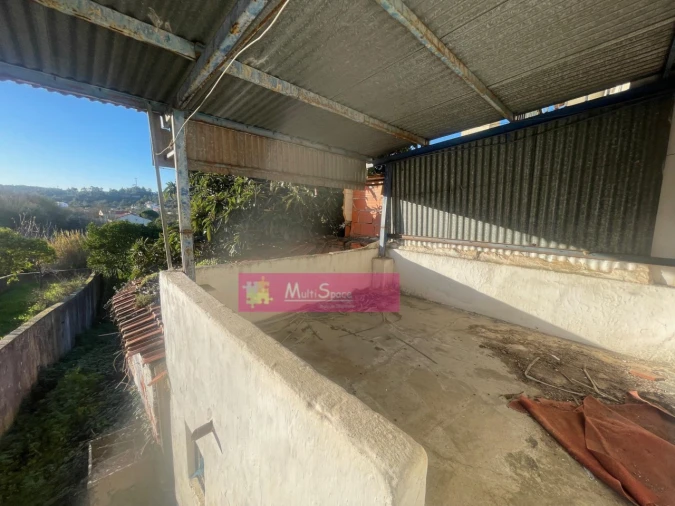 Moradia T2 para Venda em Amiais de Baixo Foto 9