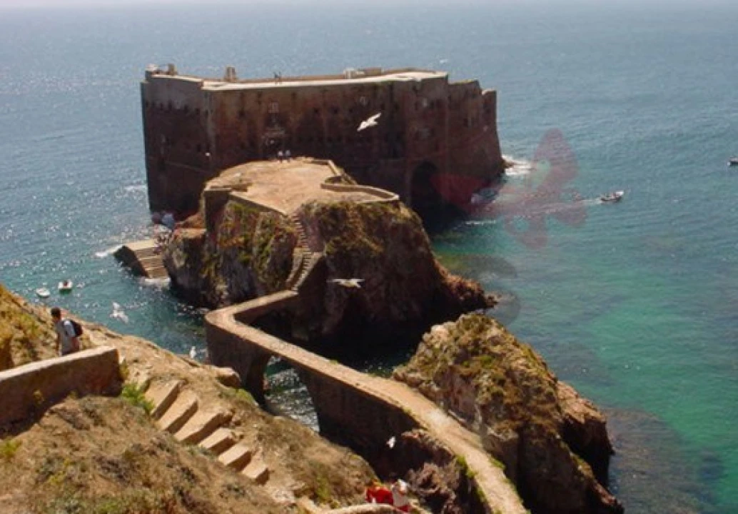 Apartamento T3 para Venda em Atouguia da Baleia Foto 17