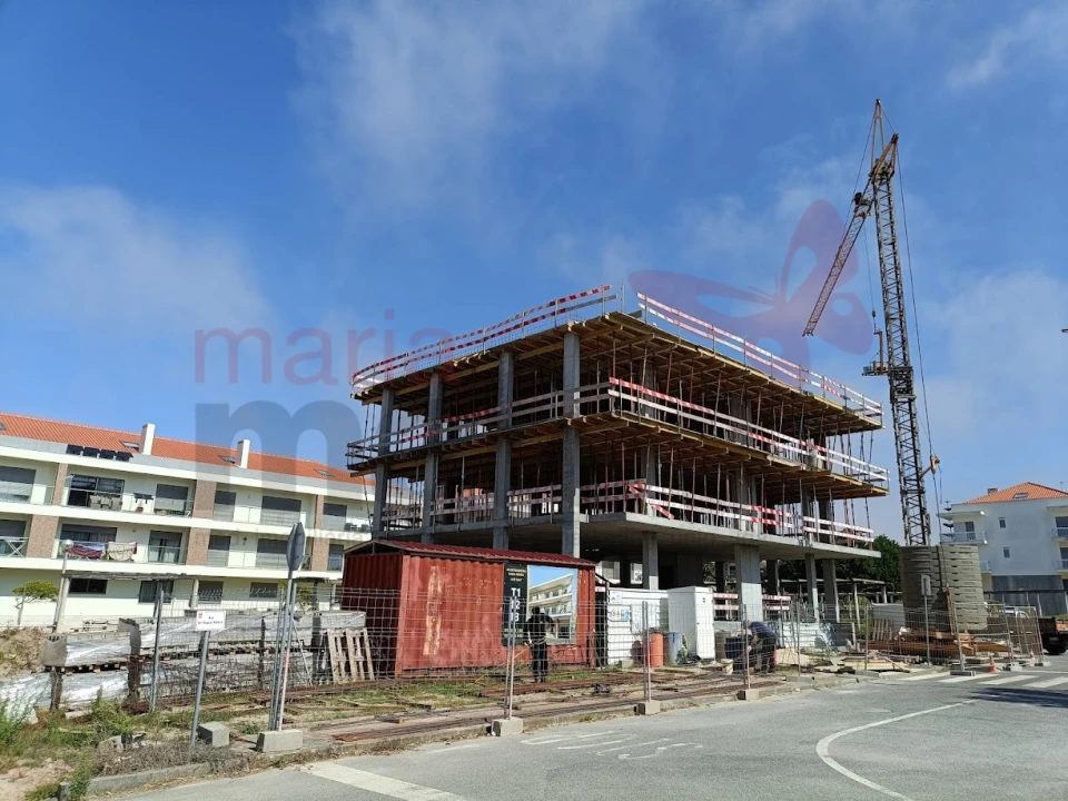 Apartamento T3 para Venda em Atouguia da Baleia Foto 5