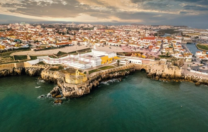 Apartamento T3 para Venda em Atouguia da Baleia Foto 18