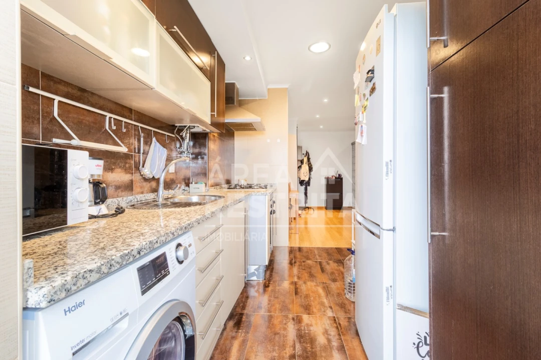 Apartamento T3 para Venda em Seixal, Arrentela e Aldeia de Paio Pires Foto 13